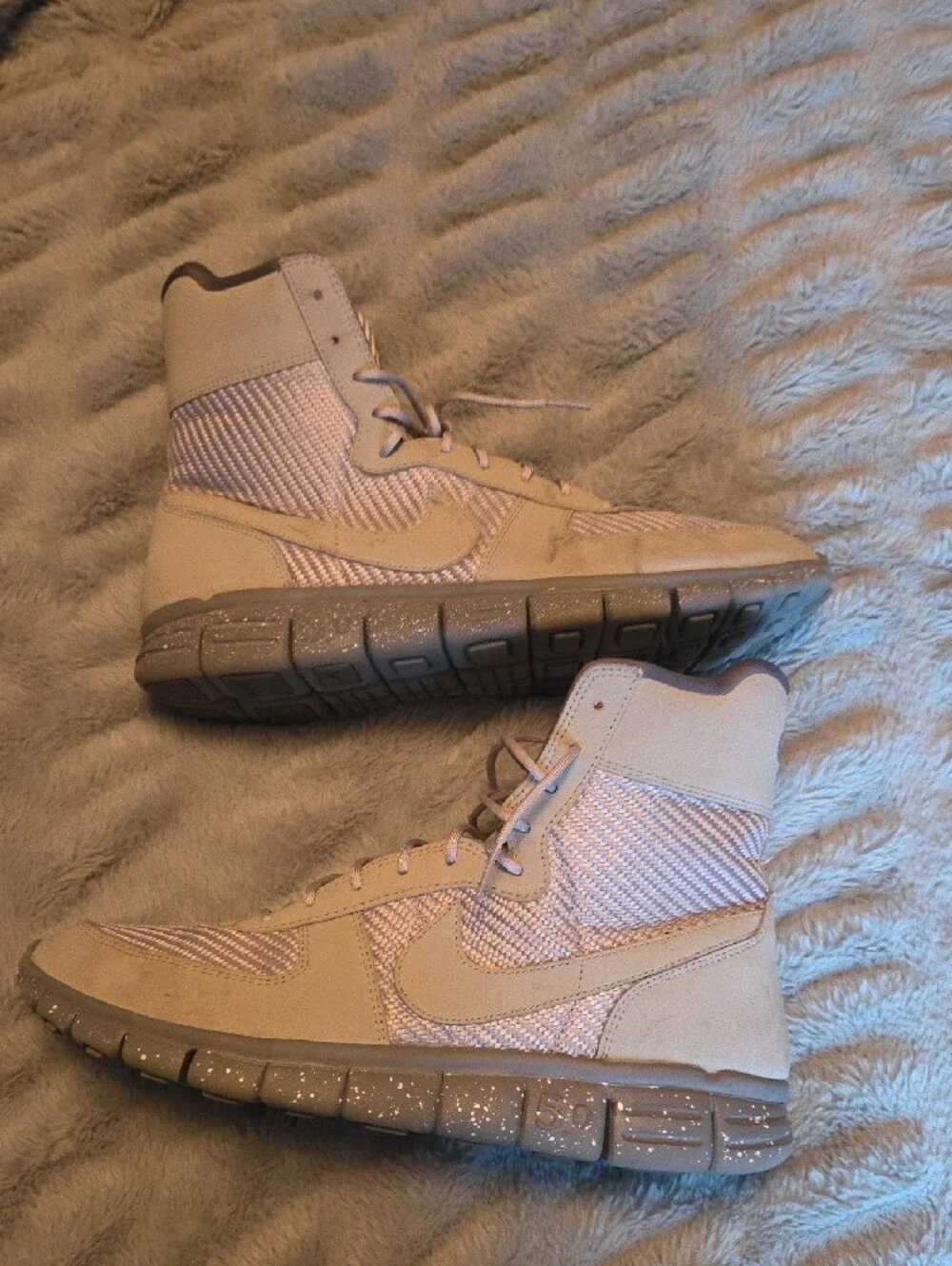 Nike Free Grey High-Top Athletic Boots. SZ 11.5